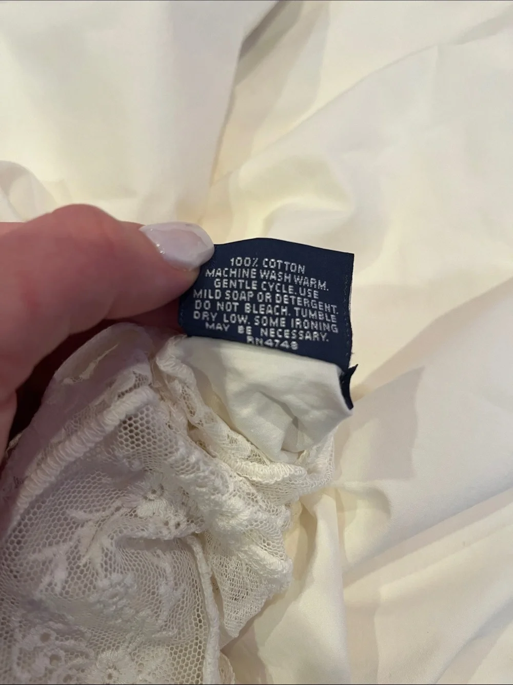 Set of 2 Ralph Lauren Lacey Pillow Shams - Standard Size